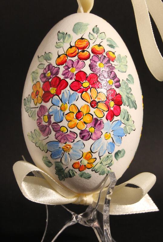 Painted egg shell (Kraszanki) : Anna, Poland